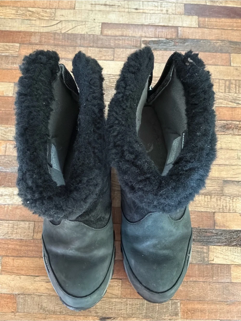 The North Face Women’s Black Quilted Shearling-Trim Winter Boots